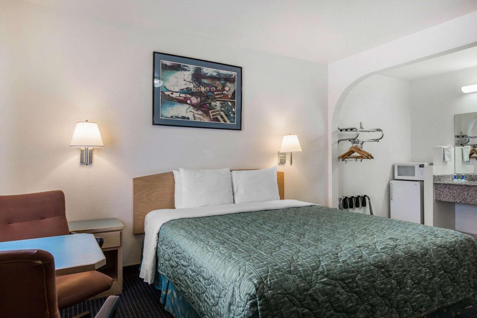 Rodeway Inn Beaumont Ngoại thất bức ảnh